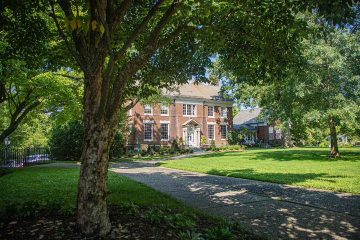Exterior view of the Rye Free Reading Room